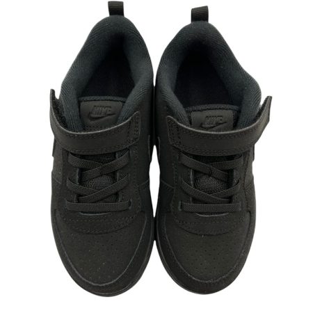 Αθλητικό παπούτσι της εταιρίας NIKE σε χρώμα μαύρο. Διαθέσιμα μεγέθη: 27