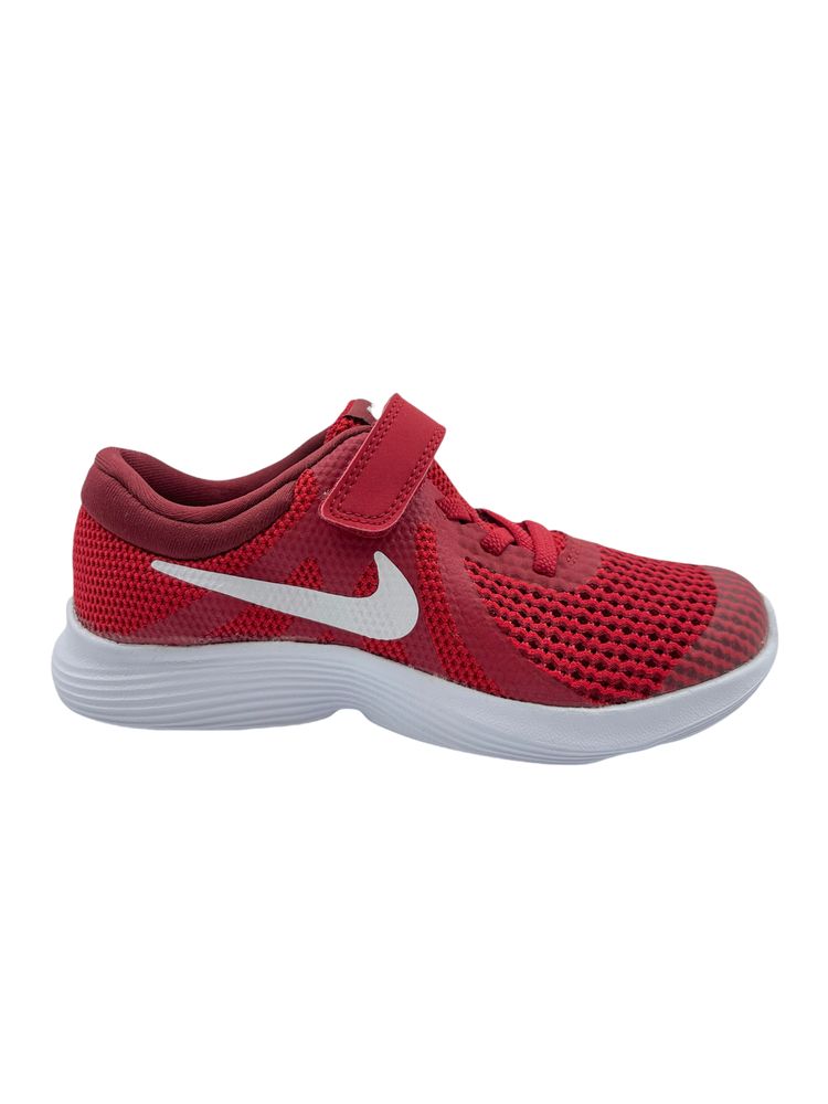 Αθλητικό παπούτσι Nike σε χρώμα κόκκινο. Διαθέσιμα μεγέθη: 32